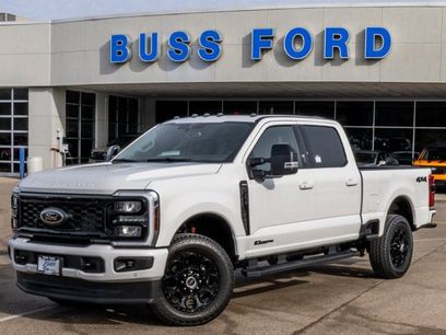 New 2026 Ford F250 Lariat w/ Black Appearance Package