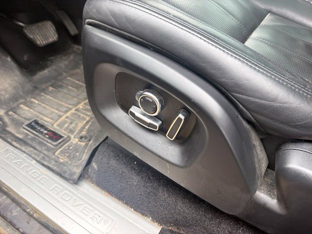Used 2017 Land Rover Range Rover HSE AWD/4WD image 9