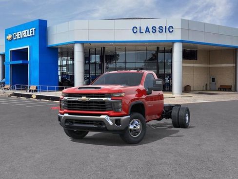 New 2026 Chevrolet Silverado 3500 LT RWD image 8