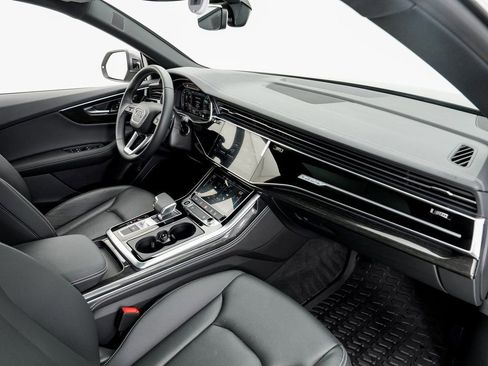 Used 2025 Audi Q8 Premium Plus w/ Premium Plus Package AWD/4WD image 20