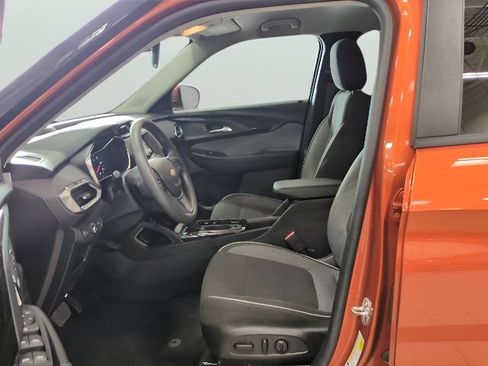 Used 2022 Chevrolet TrailBlazer LT AWD/4WD image 12