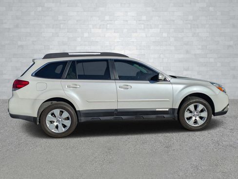 Used 2012 Subaru Outback 2.5i Premium image 4