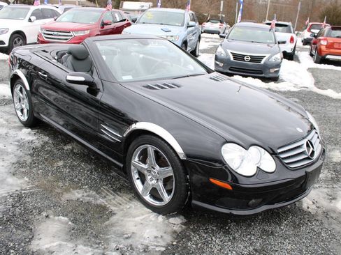 Used 2005 Mercedes-Benz SL 500 w/ AMG Sport Pkg image 4