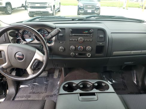 Used 2011 GMC Sierra 1500 SLE image 10