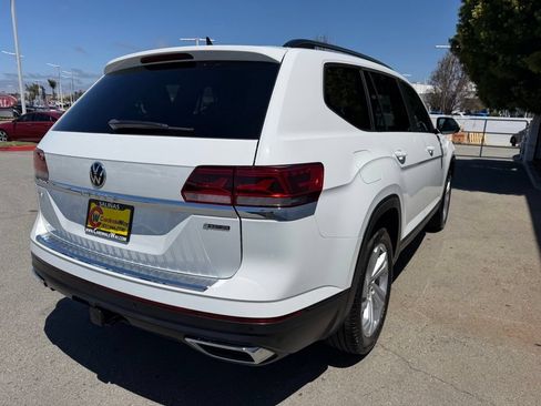 Used 2023 Volkswagen Atlas SE w/ Panoramic Sunroof Package AWD/4WD image 6