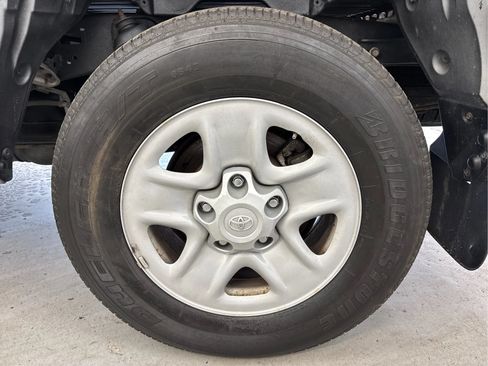 Used 2020 Toyota Tundra SR AWD/4WD image 29