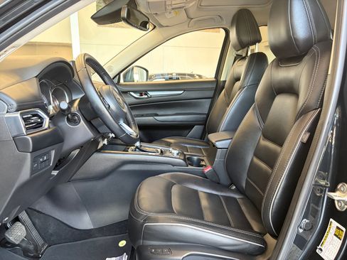Used 2025 MAZDA CX-5 AWD 2.5 S w/ Preferred Package image 12