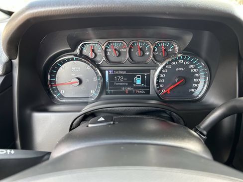 Used 2018 GMC Yukon XL SLT w/ Open Road Package AWD/4WD image 31