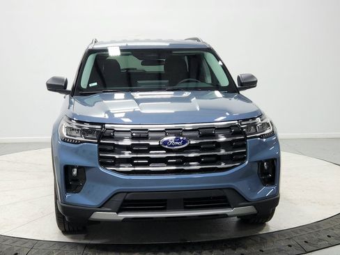 New 2026 Ford Explorer Active w/ Active Comfort Package RWD image 2