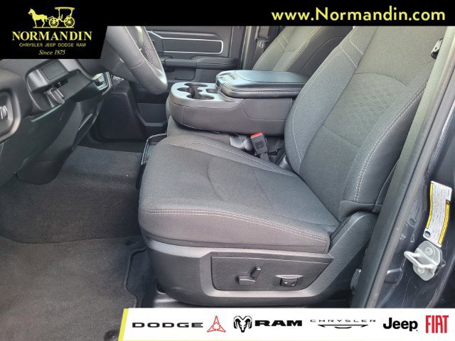 Used 2026 RAM 2500 Big Horn AWD/4WD image 16