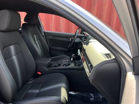 Used 2024 Honda Civic Sport image 29