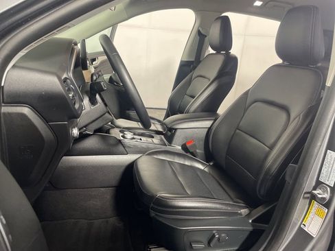 Used 2022 Ford Escape SEL w/ Technology Package AWD/4WD image 10