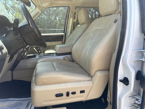 Used 2017 Ford Expedition Limited w/ Equipment Group 301A AWD/4WD image 13