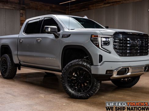 Used 2024 GMC Sierra 1500 Denali Ultimate image 1