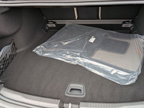 Certified 2025 Mercedes-Benz C 300 4MATIC Sedan image 32