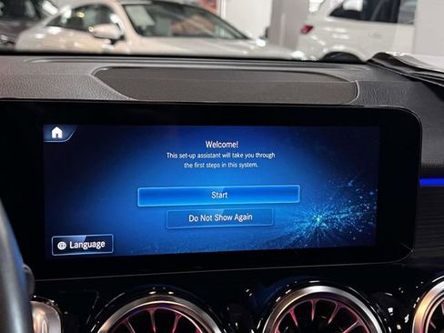 Certified 2023 Mercedes-Benz GLB 250 4MATIC image 27