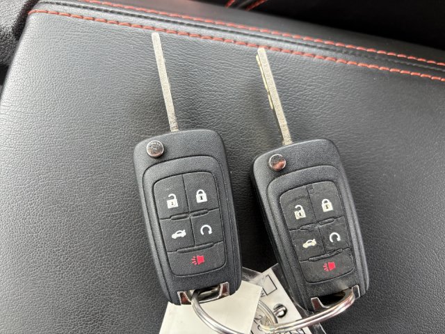 Used 2010 Chevrolet Camaro SS w/ RS Package RWD image 25