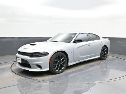 Used 2019 Dodge Charger R/T w/ Blacktop Package image 1