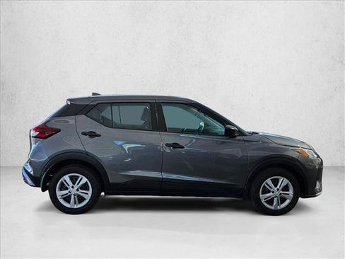 Used 2024 Nissan Kicks S FWD image 4
