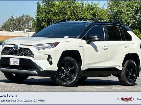 Used 2021 Toyota RAV4 XSE AWD/4WD image 1