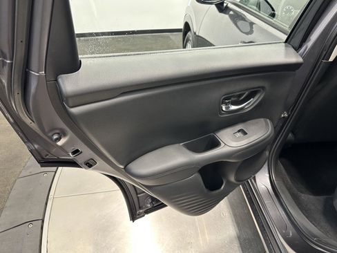 Certified 2025 Honda HR-V LX image 24