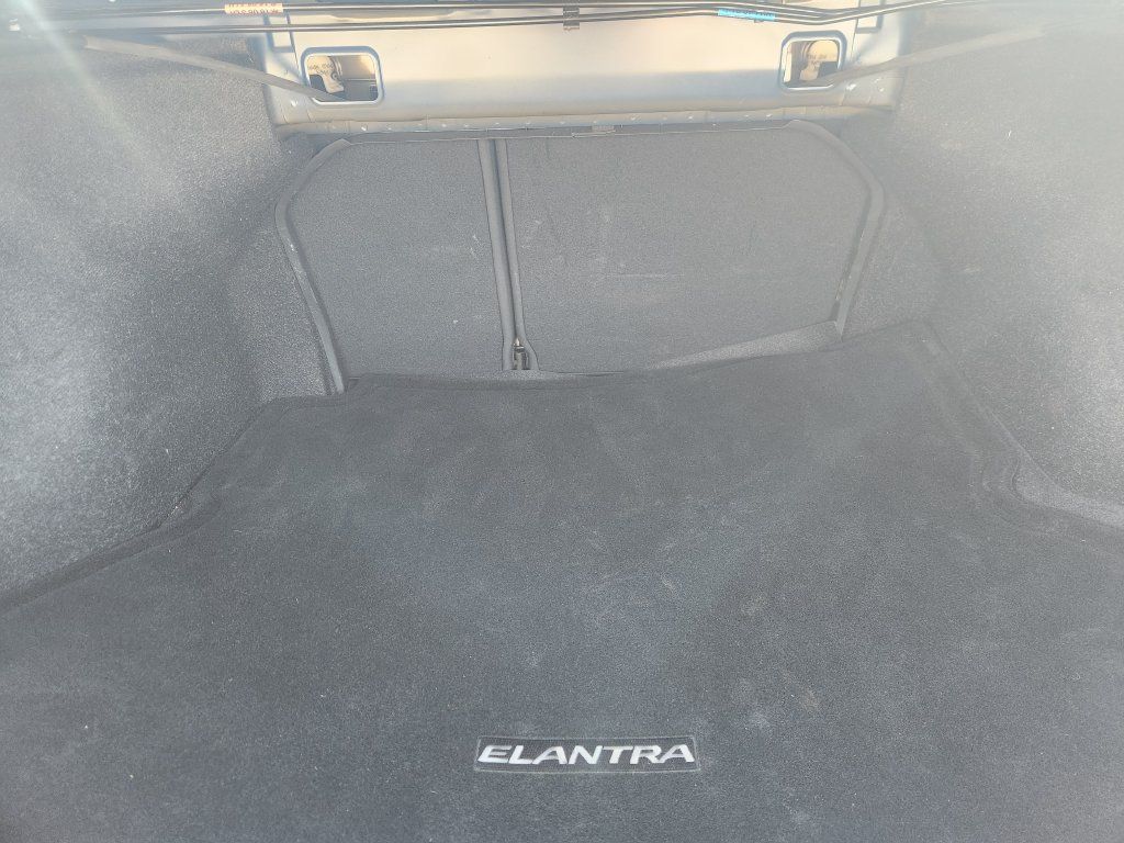 Used 2019 Hyundai Elantra Value Edition FWD image 23