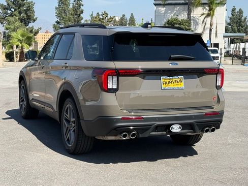 New 2026 Ford Explorer ST w/ Sun And Sound Package AWD/4WD image 4
