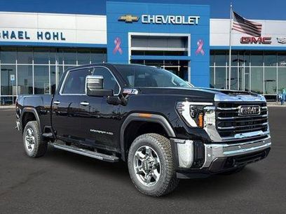 New 2025 GMC Sierra 2500 SLT w/ SLT Premium Package