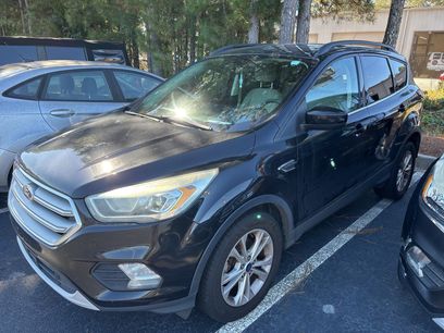 Used 2017 Ford Escape SE w/ Equipment Group 201A