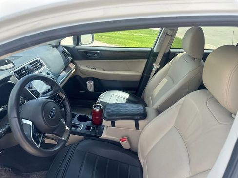 Used 2018 Subaru Outback 2.5i Limited AWD/4WD image 14