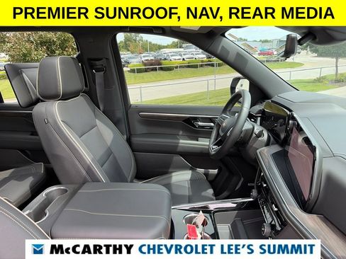 Used 2026 Chevrolet Tahoe Premier AWD/4WD image 37