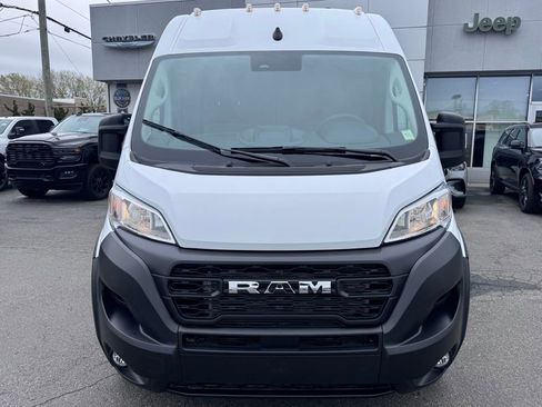 Used 2025 RAM ProMaster 3500 w/ Convenience Group FWD image 2