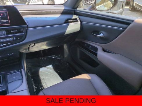 Certified 2022 Lexus ES 350 350 w/ Premium Package image 16