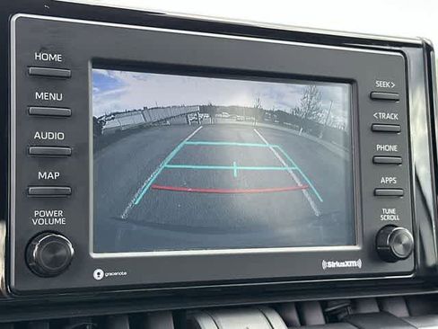 Used 2021 Toyota RAV4 XLE AWD/4WD image 13
