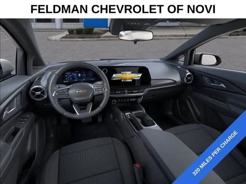 New 2026 Chevrolet Equinox EV LT image 15