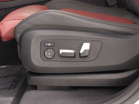 Used 2024 BMW X6 xDrive40i w/ Premium Package AWD/4WD image 40