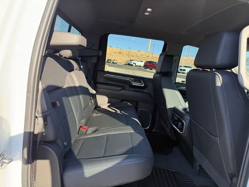 Used 2025 Chevrolet Silverado 2500 LTZ w/ Trail Boss Package image 17