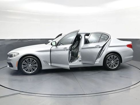 Used 2019 BMW 530i xDrive w/ Convenience Package AWD/4WD image 42