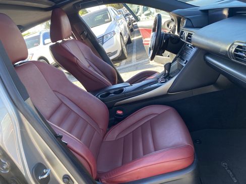 Used 2018 Lexus IS 300 image 21
