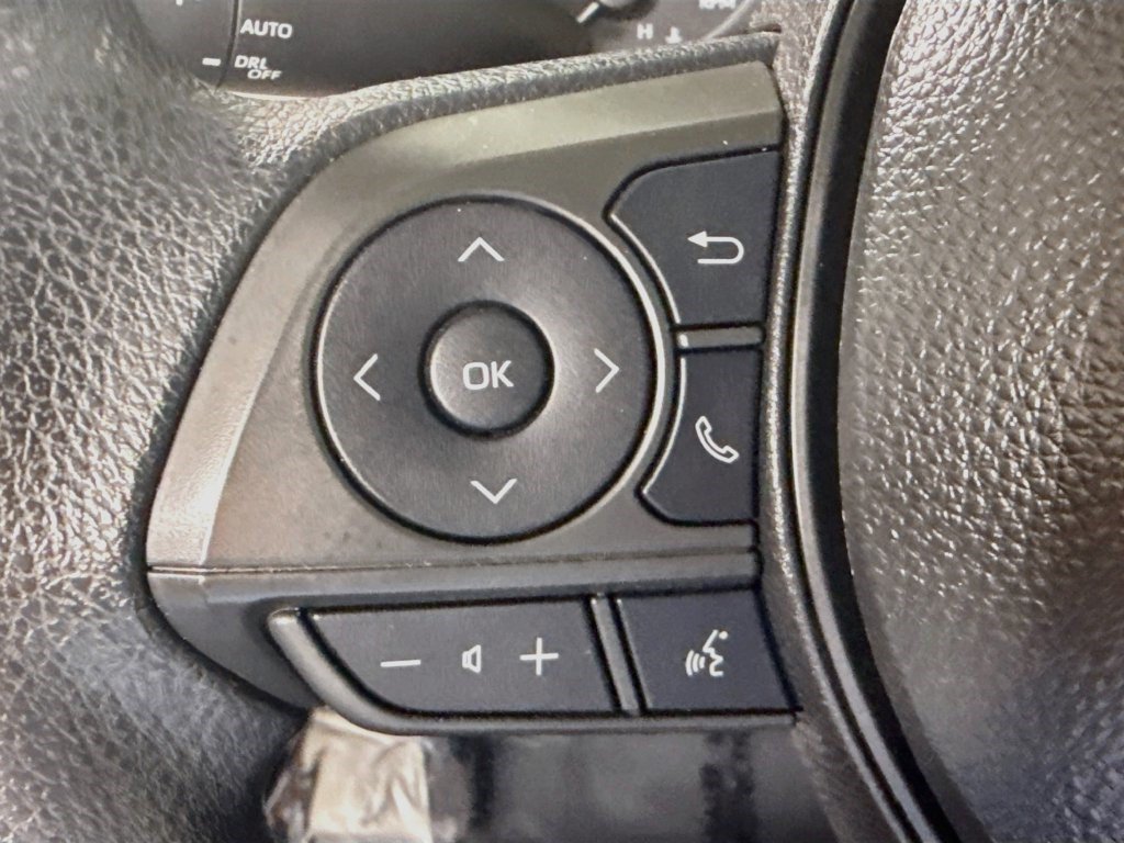 Used 2023 Toyota Corolla LE FWD image 13