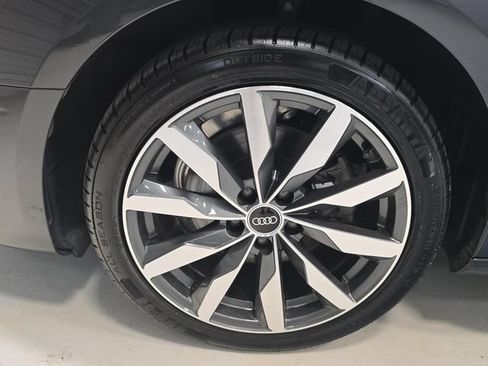 Used 2023 Audi A4 2.0T Premium w/ Convenience Package AWD/4WD image 9
