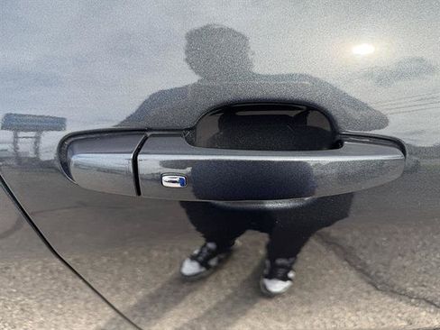 Used 2020 Chevrolet Equinox LS w/ LS Convenience Package FWD image 14