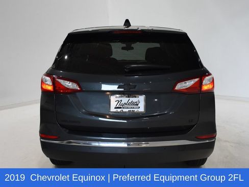 Used 2019 Chevrolet Equinox LT w/ Driver Convenience Package FWD image 5