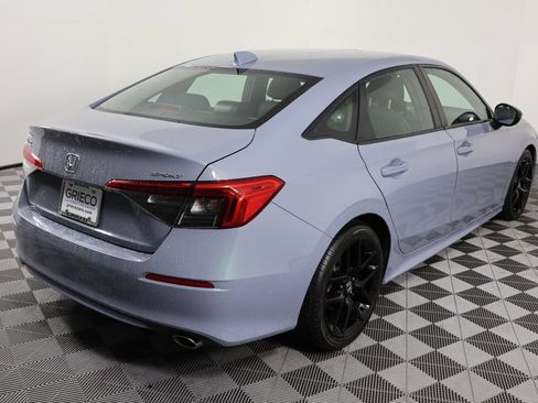Used 2024 Honda Civic Sport image 8
