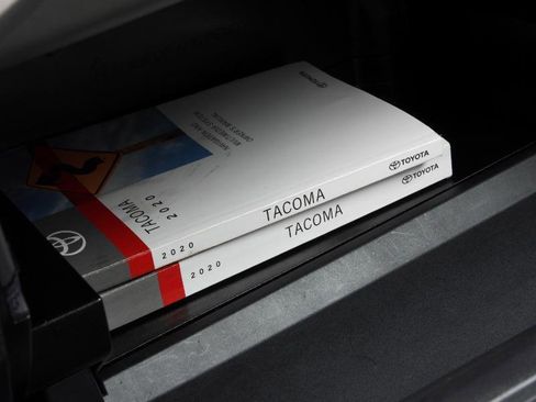 Used 2020 Toyota Tacoma SR5 image 57