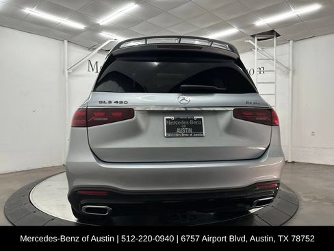 Used 2025 Mercedes-Benz GLS 450 4MATIC image 7