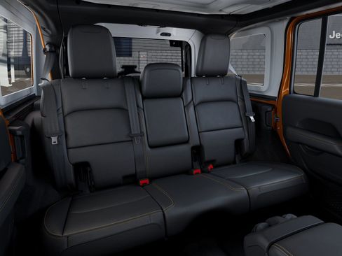 New 2026 Jeep Wrangler Unlimited Sahara AWD/4WD image 23