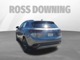 Used 2022 Buick Envision Essence w/ Sport Touring Package image 6