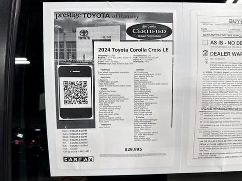 Certified 2024 Toyota Corolla Cross LE w/ Moonroof Package AWD/4WD image 13