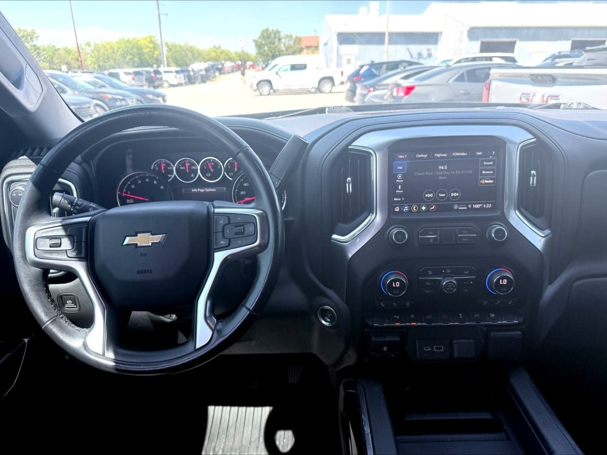 Used 2021 Chevrolet Silverado 1500 LTZ RWD image 11